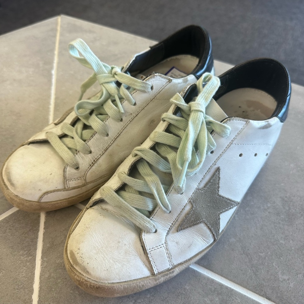 Golden Goose superstars size 38